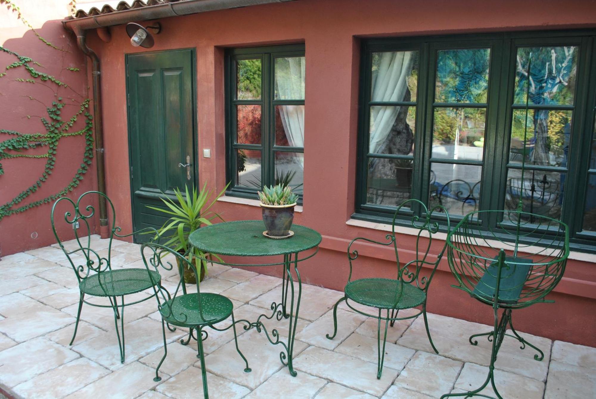 Maison d'hôtes Sous L'olivier *